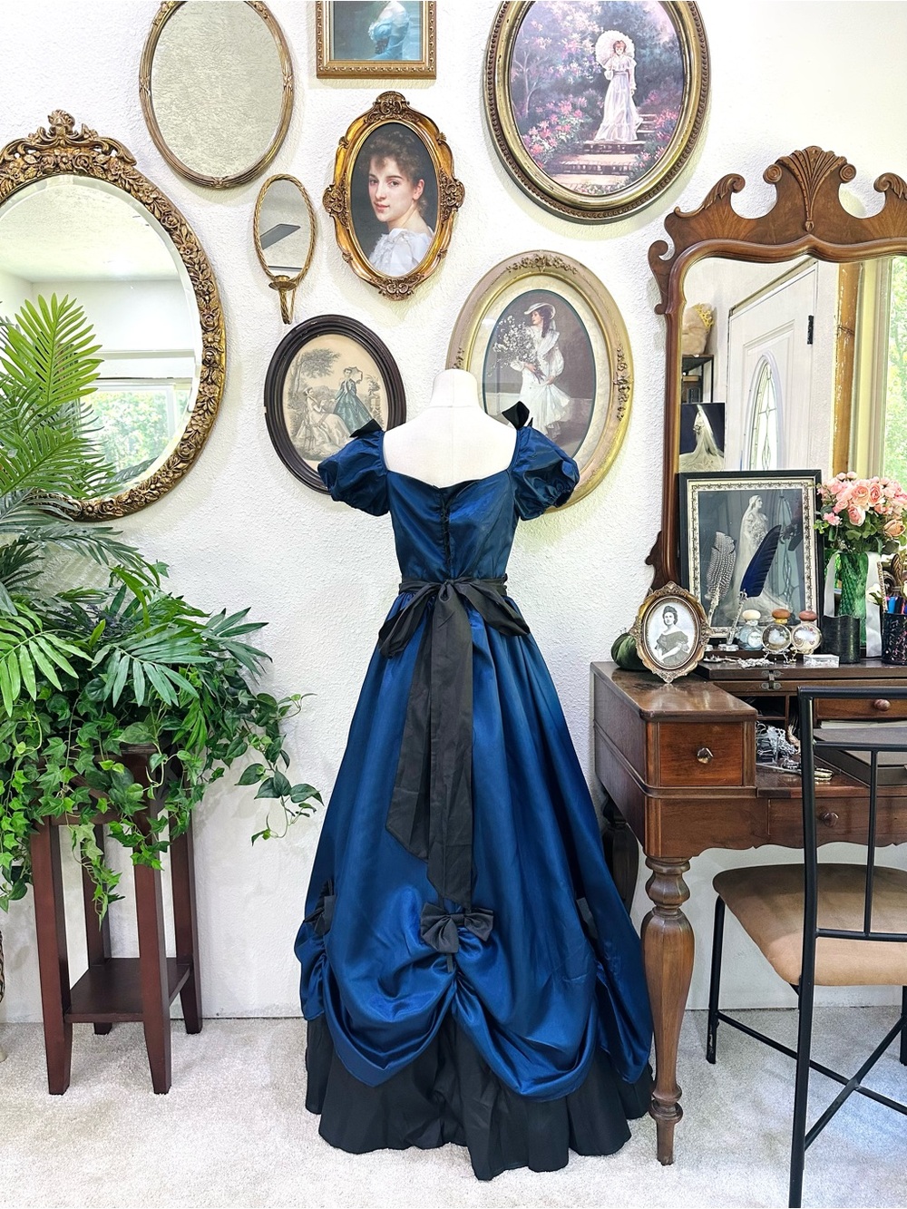 Elegant Blue Satin Maxi Ball Gown Dress - Picture 5 of 7